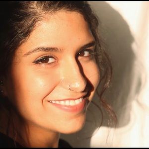 Meet your Posher, Yeganeh